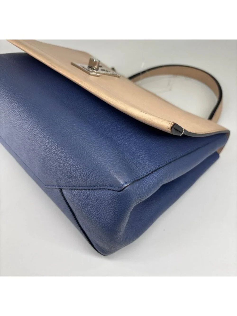 Louis Vuitton Lockme 2 Cartable Blue Handbag